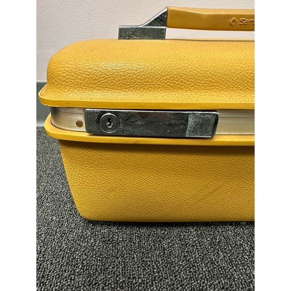 Vintage Samsonite Makeup/toiletry bag with mirror - Picture 3 of 6